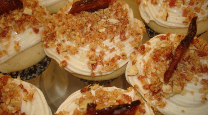 Cream cheese frosted maple cupcakes with bacon topping foodie recipe
