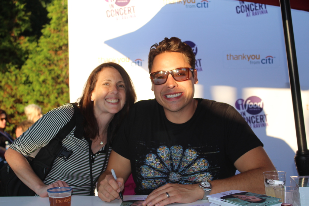 Jeff Mauro (I also met his Dad while waiting and he was just awesome!)